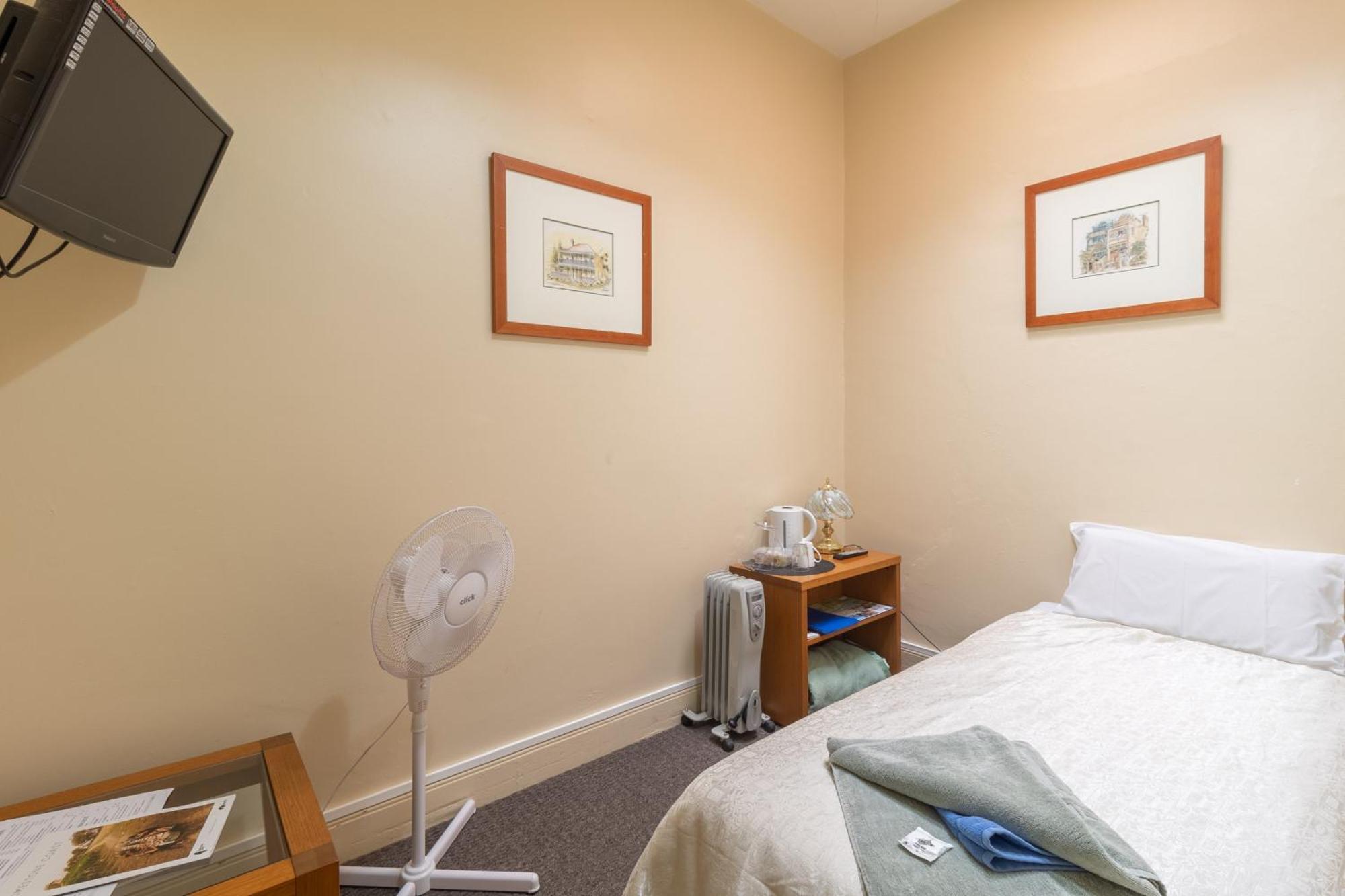 The Victoria Hotel Port MacDonnell Habitación foto