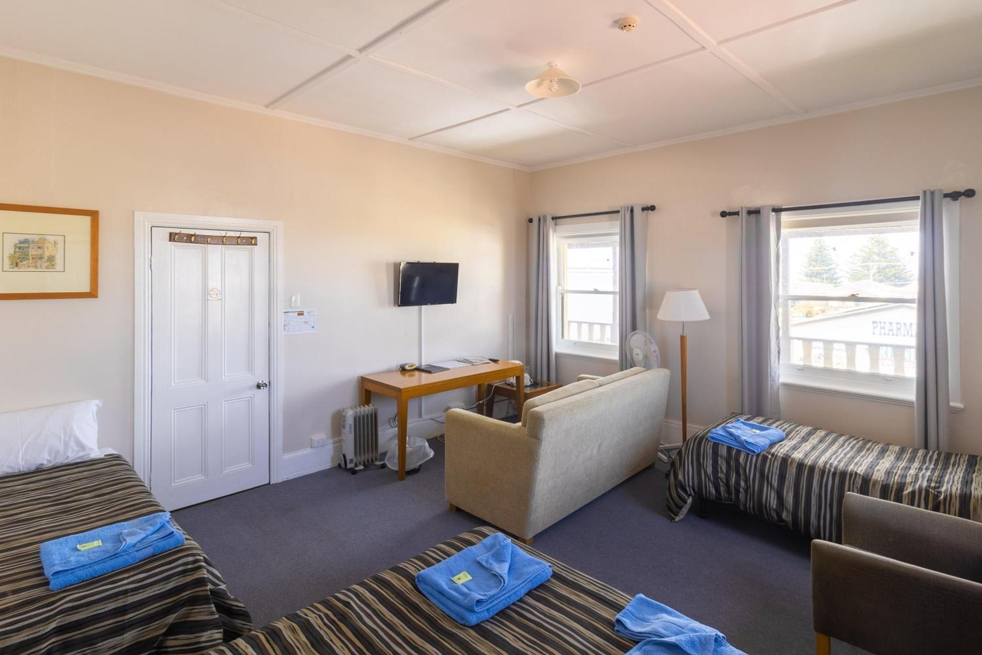 The Victoria Hotel Port MacDonnell Habitación foto